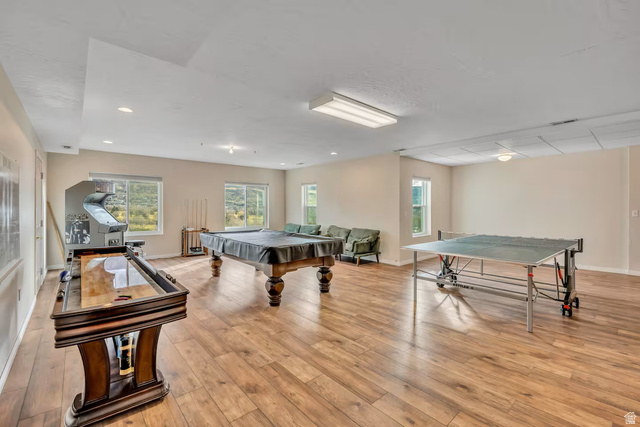 11789 Nicklaus Road Sandy, UT 84092 - Photo 29 of 58 Playroom featuring plenty of natural light and billiards table