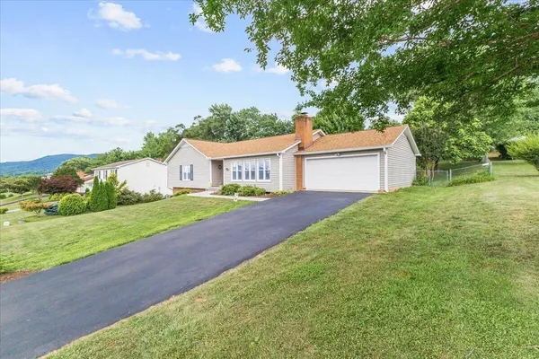 $409,950 | 5145 Jonathan Lane, Roanoke, VA 24019