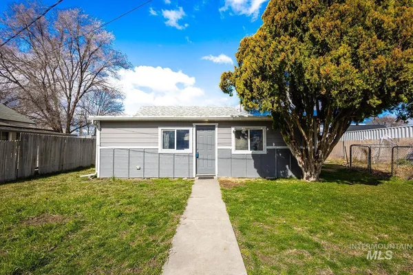 $340,000 | 420 South 1st Avenue, Caldwell, ID 83605