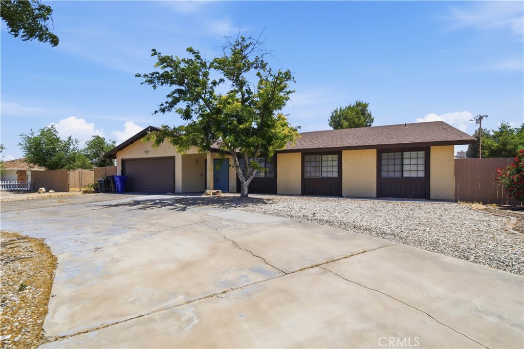 18405 Owatonna Road Apple Valley, CA 92307 - Photo 38 of 41