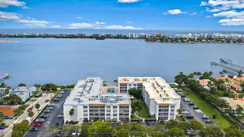 $170,000 | 1516 South Lakeside Drive, Unit 207, Lake Worth Beach, FL 33460