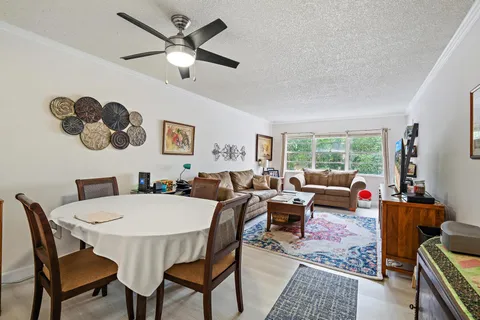 $170,000 | 1516 South Lakeside Drive, Unit 207, Lake Worth Beach, FL 33460