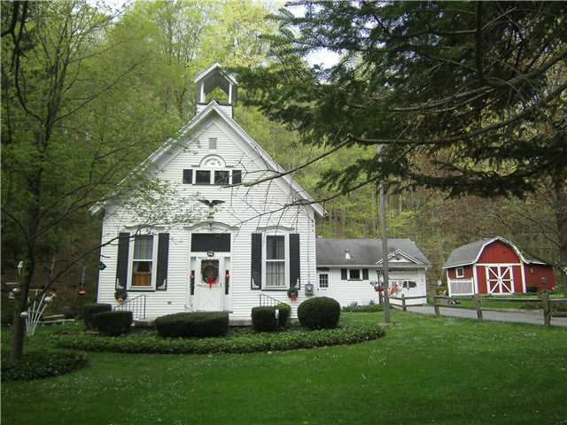 8422 Garlinghouse Road Naples, NY 14512 - Photo 1 of 1 Exterior Front
