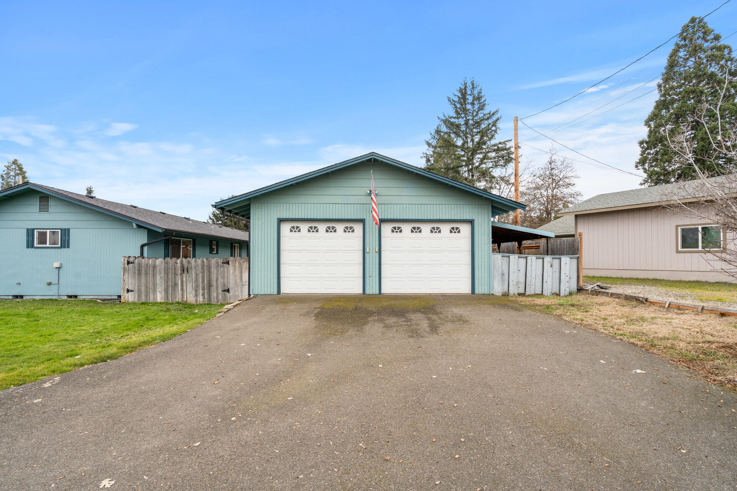 3371 Freeland Road Central Point, OR 97502 - Photo 31 of 38 3371-freeland-rd-05