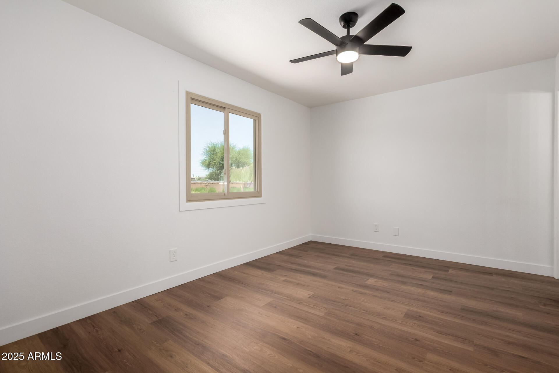 4519 East Roeser Road Phoenix, AZ 85040 - Photo 14 of 36 19 Roeser