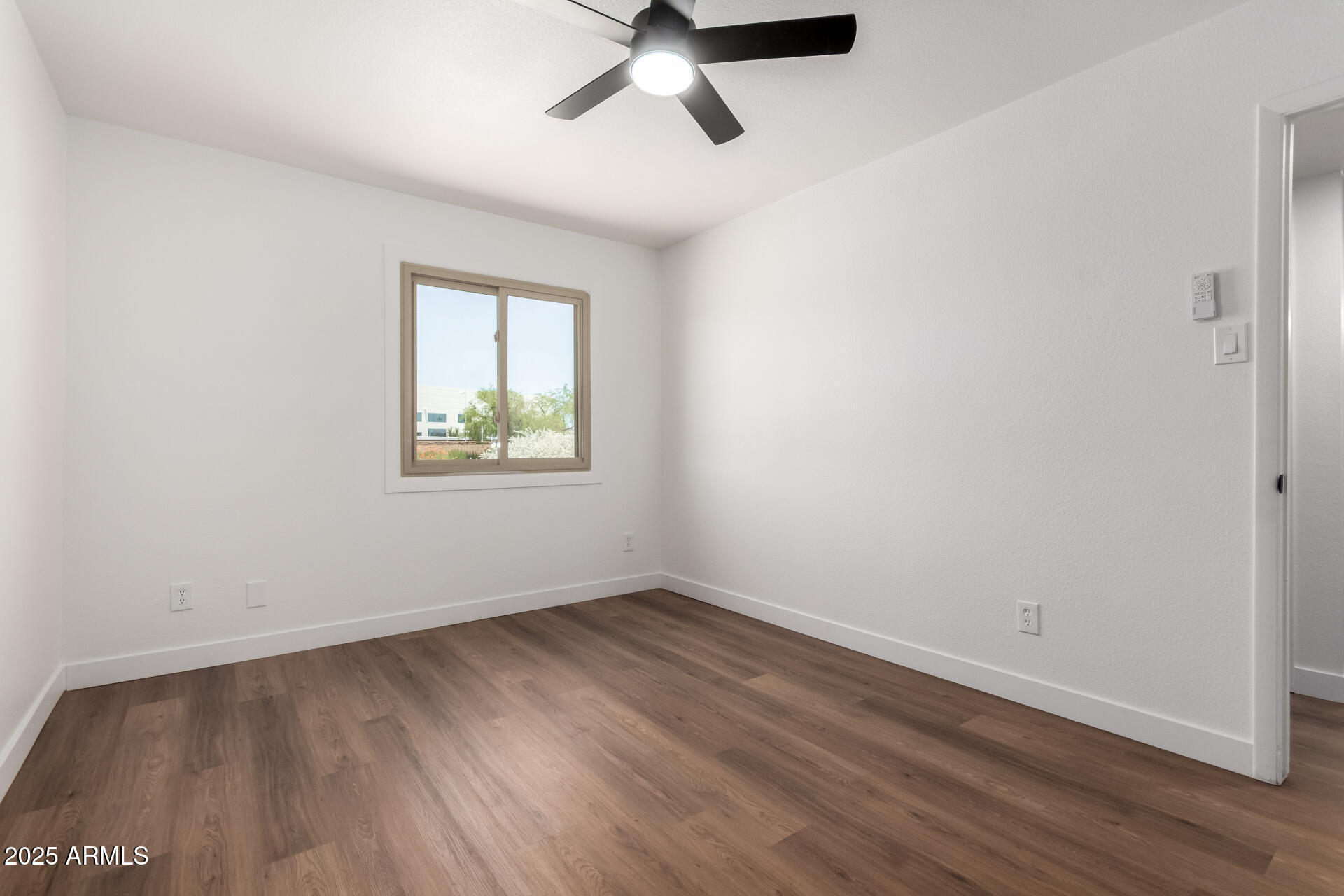 4519 East Roeser Road Phoenix, AZ 85040 - Photo 20 of 36 15 Roeser