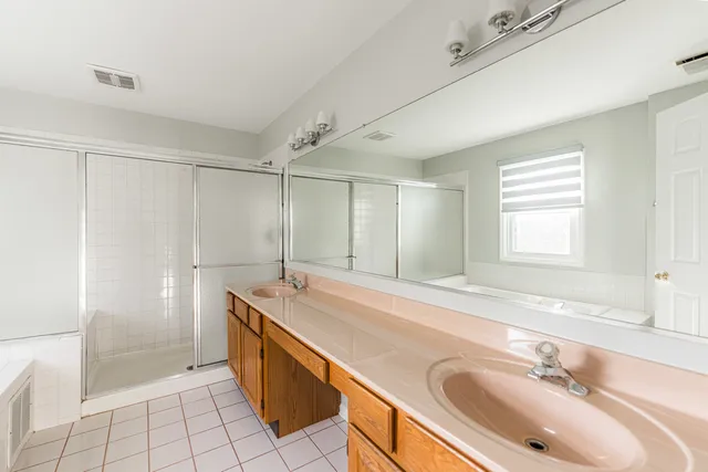 $565,000 | 274 Biscayne Street, Bloomingdale, IL 60108