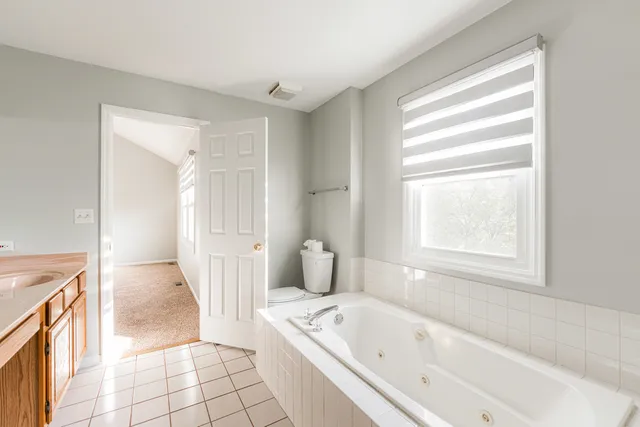 $565,000 | 274 Biscayne Street, Bloomingdale, IL 60108