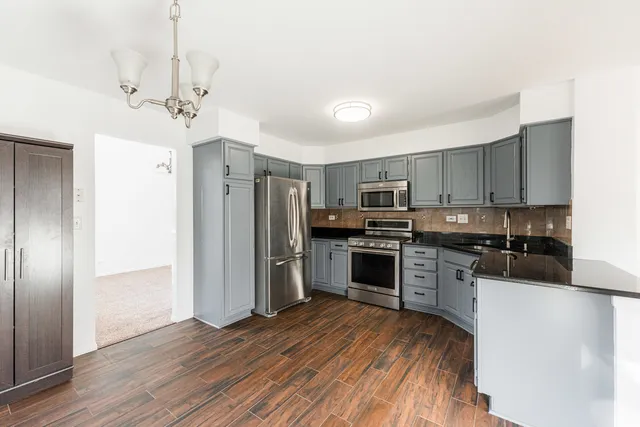 $565,000 | 274 Biscayne Street, Bloomingdale, IL 60108