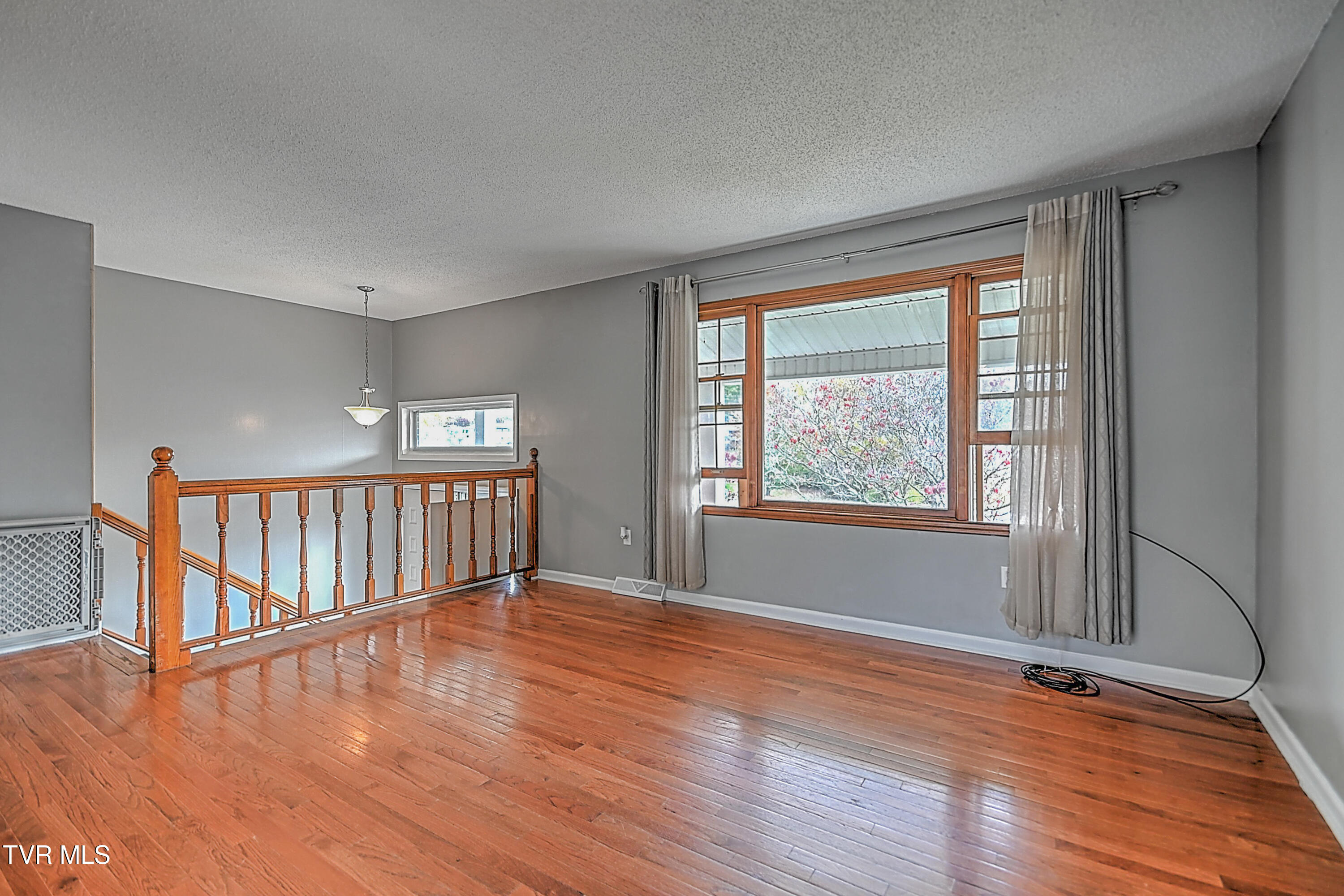 189 Raintree Circle Bristol, VA 24201 - Photo 10 of 43 189 Raintree DOM-9
