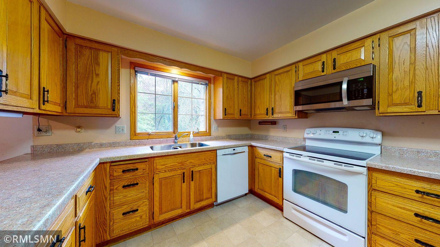 6423 16th Avenue Northwest Rochester, MN 55901 - Photo 29 of 56