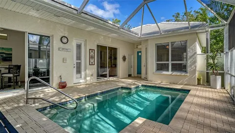 $450,000 | 533 Fallbrook Drive, Venice, FL 34292
