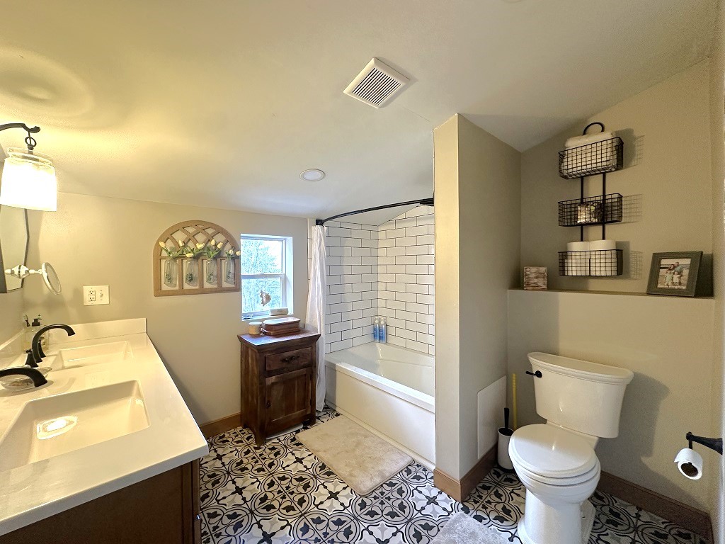 5038 Exeter Road Erie, PA 16509 - Photo 16 of 35 GORGEOUS REMODELED BATH ON THE SECOND FLOOR