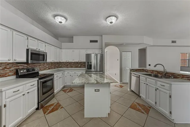 $624,900 | 1751 Split Fork Drive, Oldsmar, FL 34677