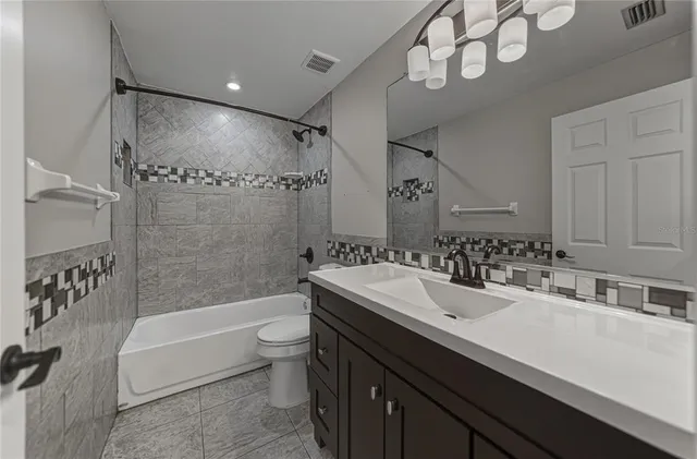 $624,900 | 1751 Split Fork Drive, Oldsmar, FL 34677