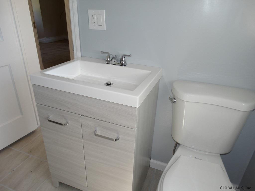 1041 Loudon Road Colonie, NY 12047 - Photo 10 of 17 Photo 10