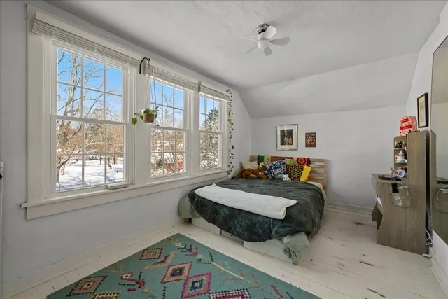 $525,000 | 124 West Crystal Lake Avenue, Crystal Lake, IL 60014