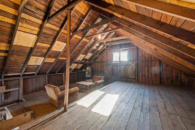 $525,000 | 124 West Crystal Lake Avenue, Crystal Lake, IL 60014