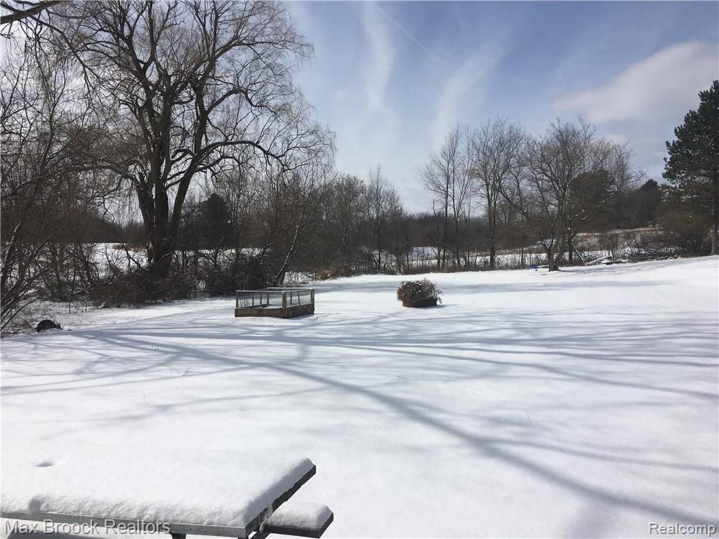 9312 Gale Road Goodrich, MI 48438 - Photo 7 of 18 IMG_3784.JPG