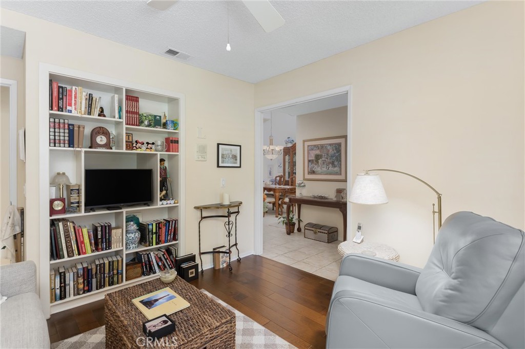 740 Vía Zapata Riverside, CA 92507 - Photo 19 of 44 Gallery Image 19