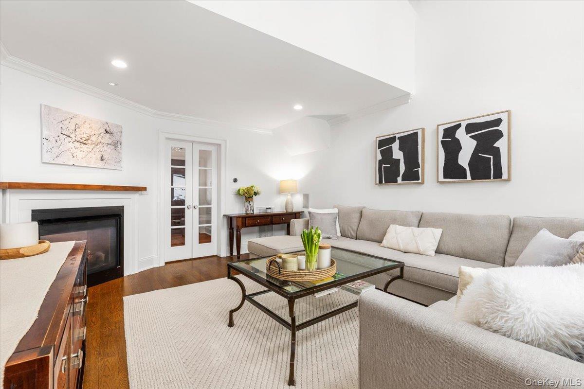 14 Eagles Bluff Rye Brook, NY 10573 - Photo 18 of 48