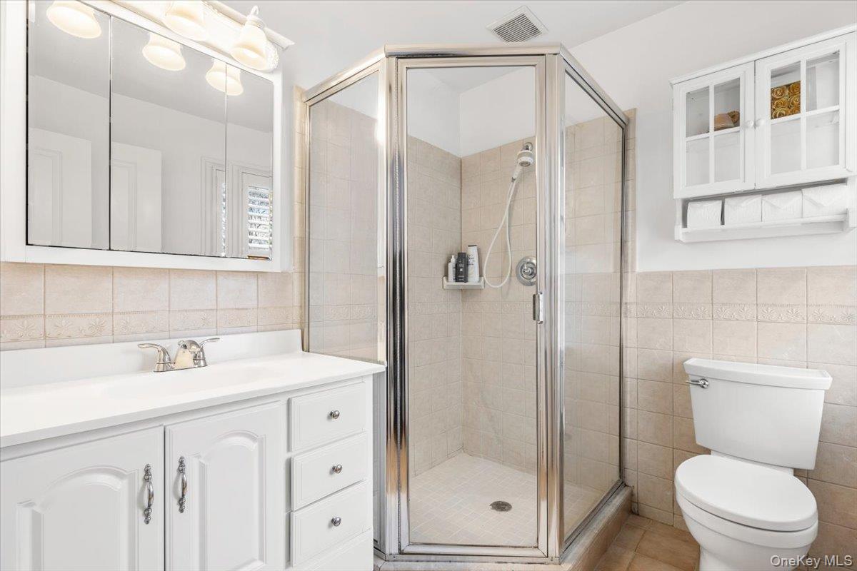 14 Eagles Bluff Rye Brook, NY 10573 - Photo 31 of 48