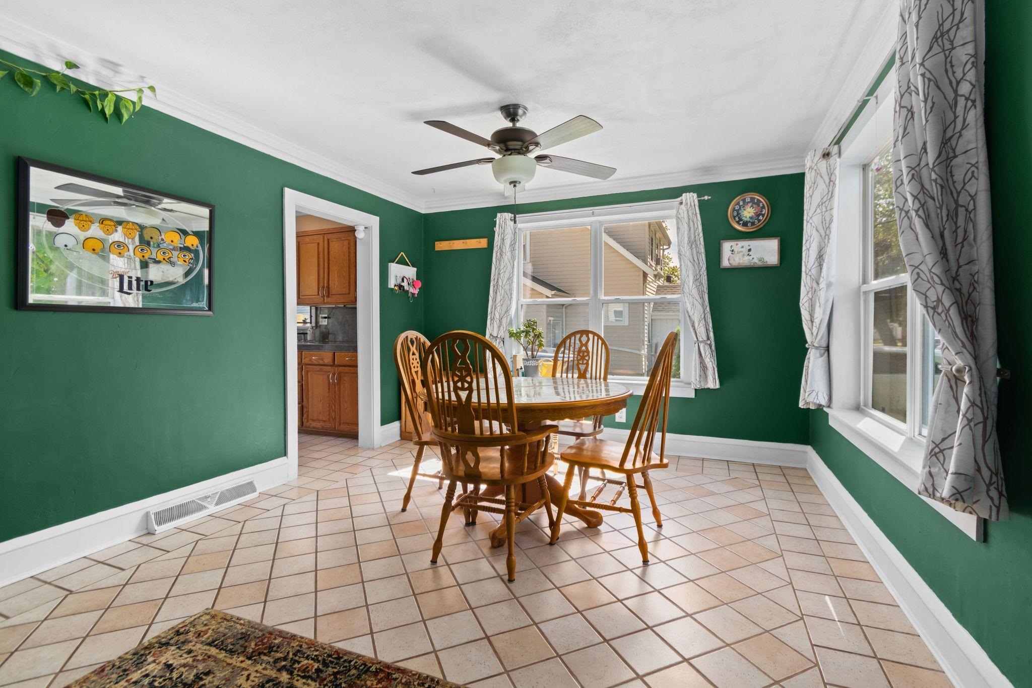 834 West Grant Street Appleton, WI 54914 - Photo 6 of 49