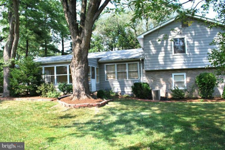 2401 Rocky Branch Road Vienna, VA 22181 - Photo 12 of 29 Exterior (Rear)