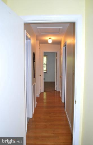 2401 Rocky Branch Road Vienna, VA 22181 - Photo 4 of 29 Interior (General)