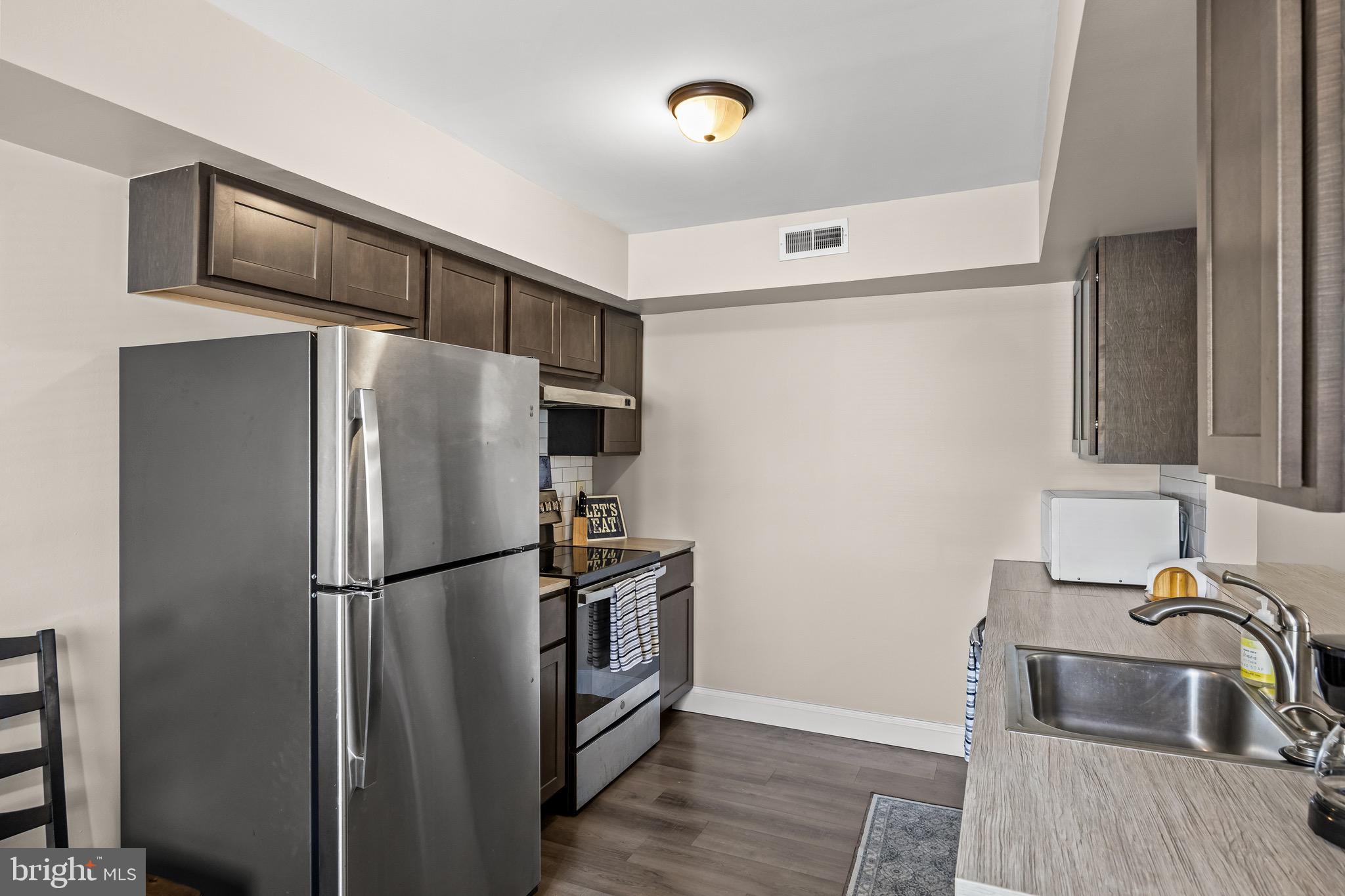 2107 Sandra Road Voorhees, NJ 08043 - Photo 9 of 23