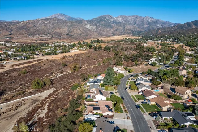 $739,900 | 35610 Panorama Drive, Yucaipa, CA 92399