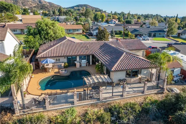 $739,900 | 35610 Panorama Drive, Yucaipa, CA 92399