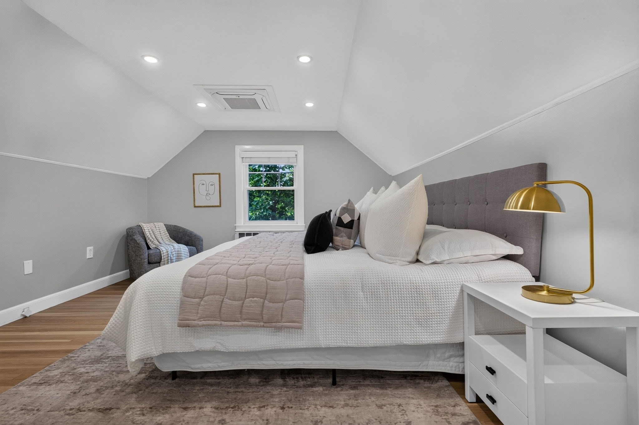 19 Bellaire Road Boston, MA 02132 - Photo 20 of 42 Gallery Image 20