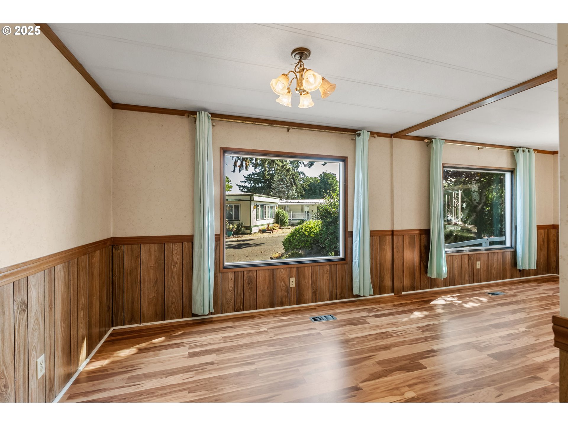 1475 Green Acres Road, Unit 58 Eugene, OR 97408 - Photo 3 of 42 Gallery Image 3