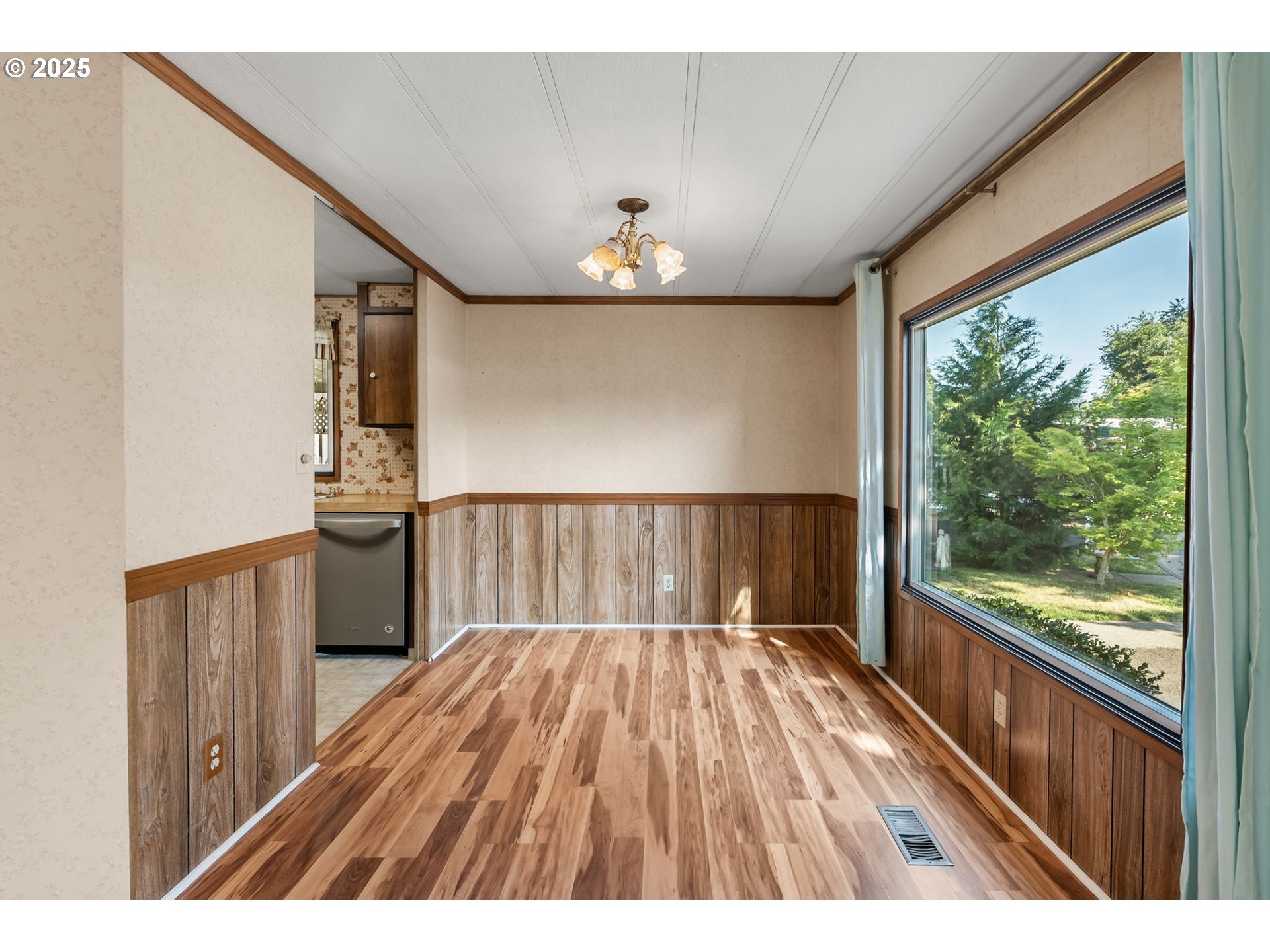 1475 Green Acres Road, Unit 58 Eugene, OR 97408 - Photo 10 of 42 Gallery Image 10