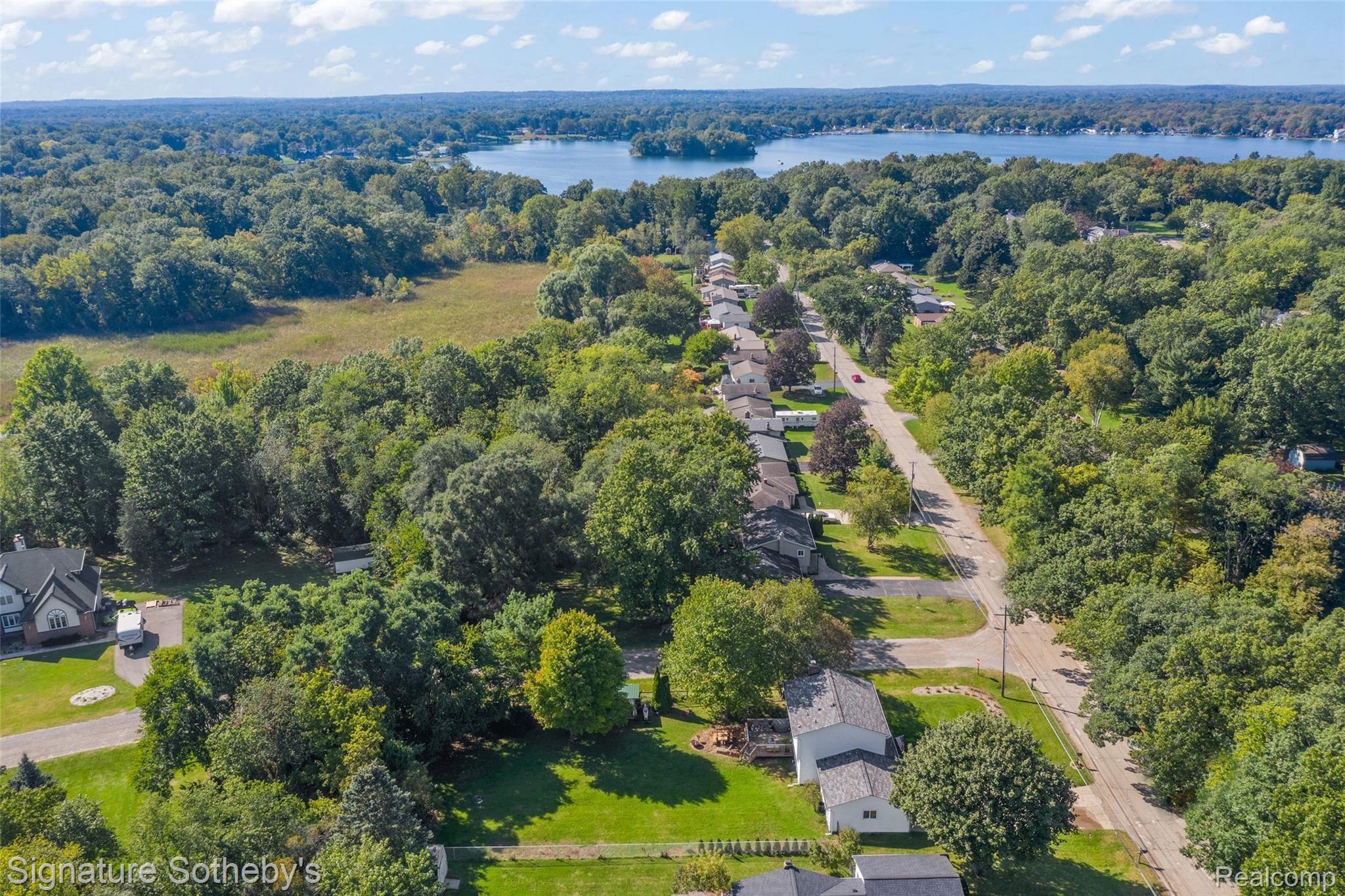 4210 England Beach Road White Lake, MI 48383 - Photo 44 of 46 4210 England Beach-8.jpg