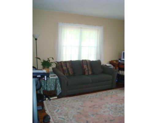 134 Rivulet Street Uxbridge, MA 01569 - Photo 12 of 22 Gallery Image 12