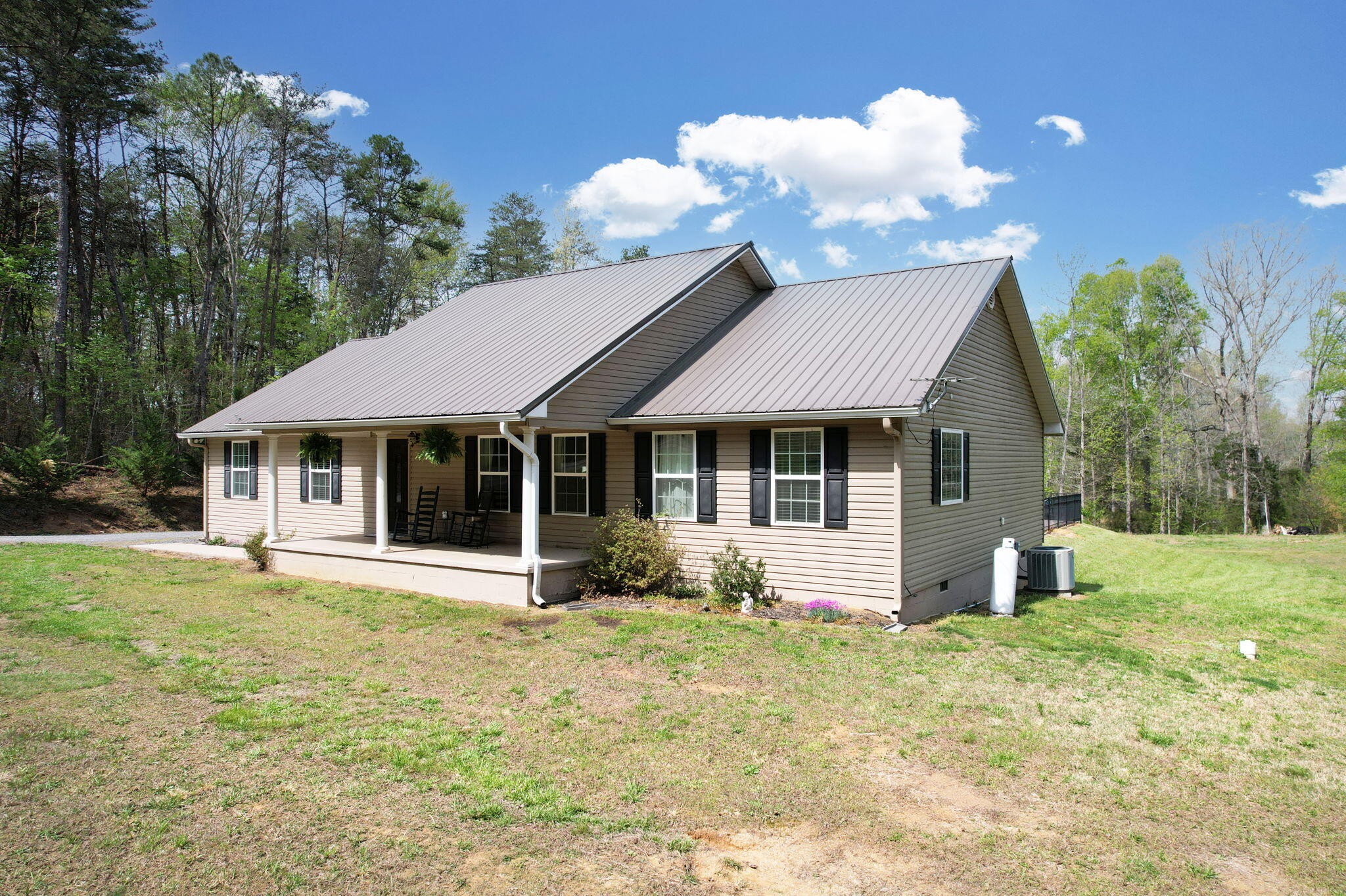 535 York Road Northeast Cleveland, TN 37323 - Photo 4 of 51 Gallery Image 4