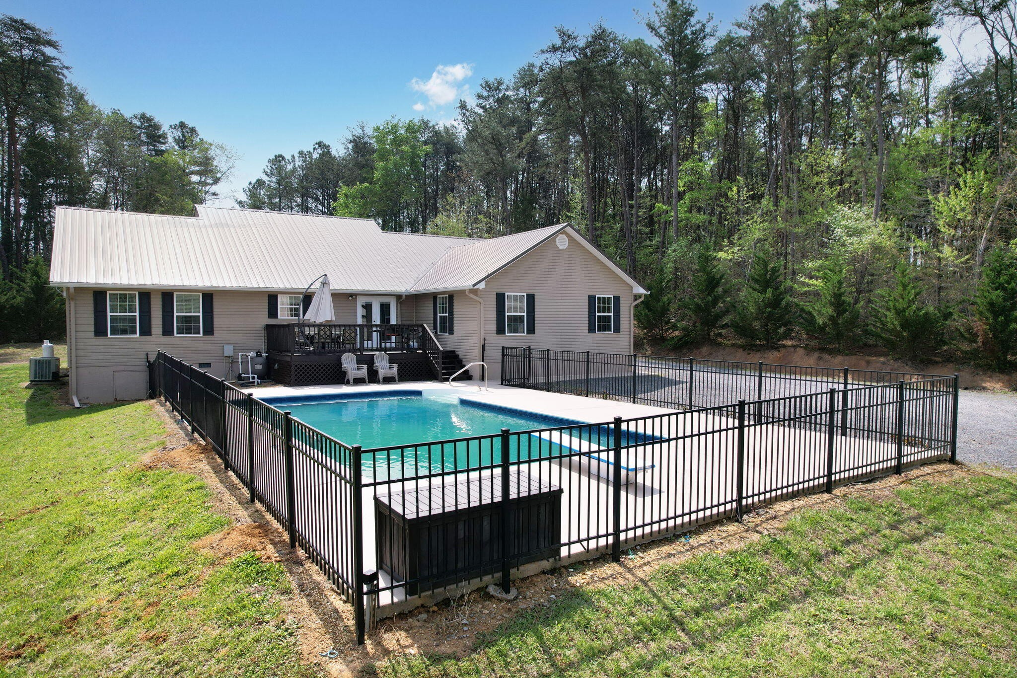 535 York Road Northeast Cleveland, TN 37323 - Photo 9 of 51 Gallery Image 9