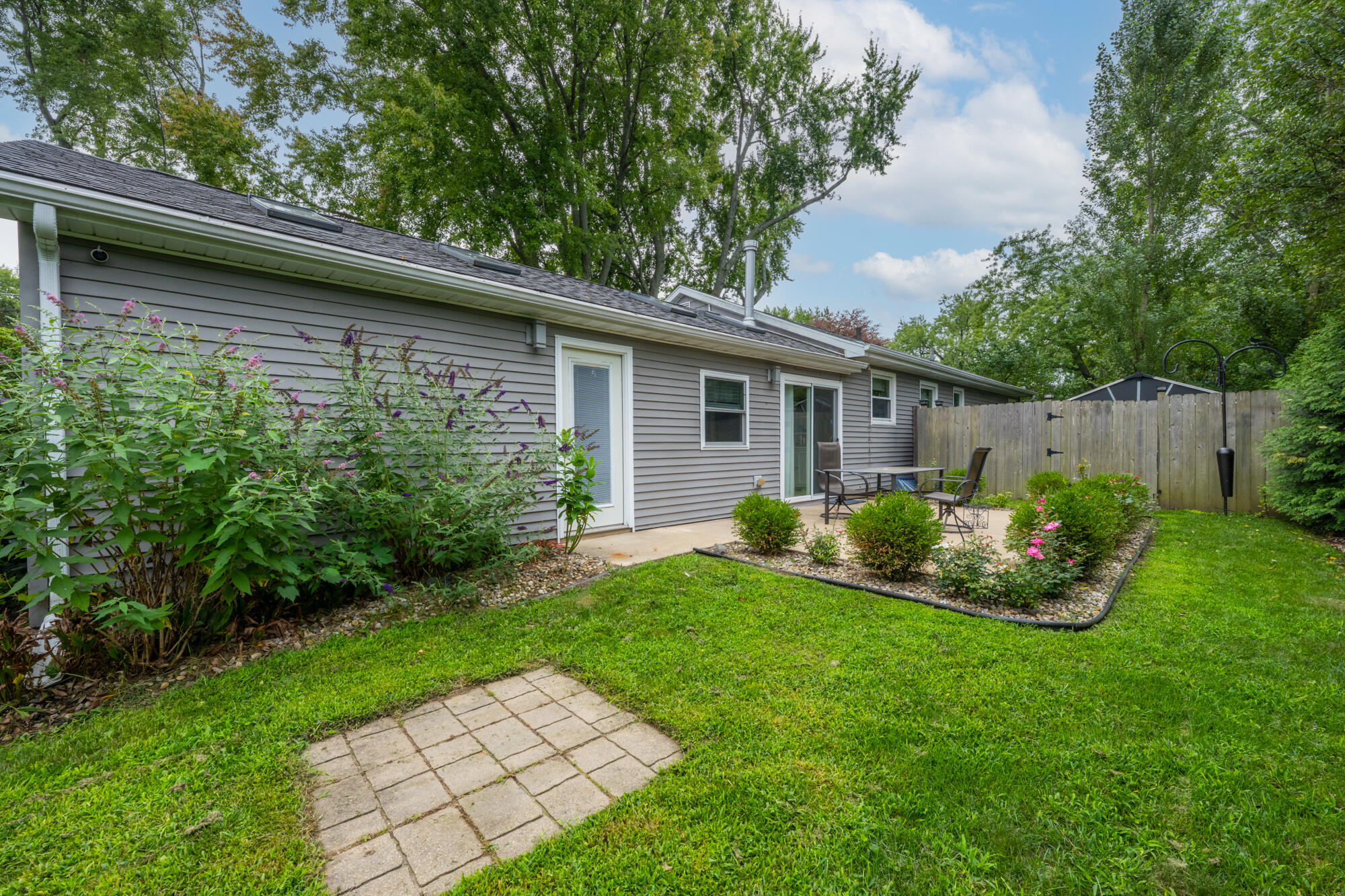 2110 Commonwealth Road Benton Harbor, MI 49022 - Photo 35 of 38 Commonwealth-135