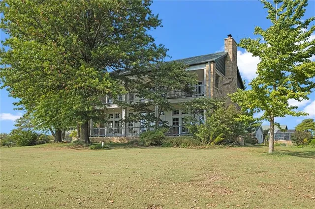 $1,495,000 | 17580 B Cantrell Road, Linwood, KS 66052