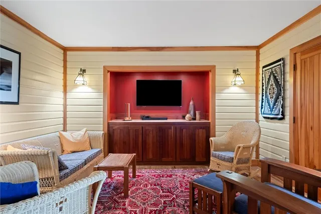 $1,495,000 | 17580 B Cantrell Road, Linwood, KS 66052