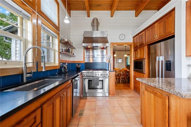 $1,495,000 | 17580 B Cantrell Road, Linwood, KS 66052