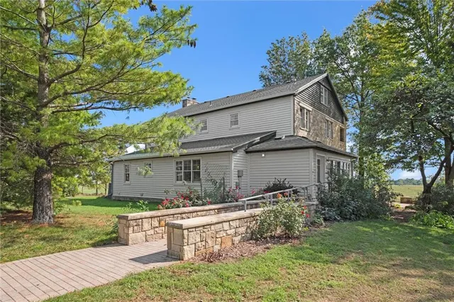 $1,495,000 | 17580 B Cantrell Road, Linwood, KS 66052
