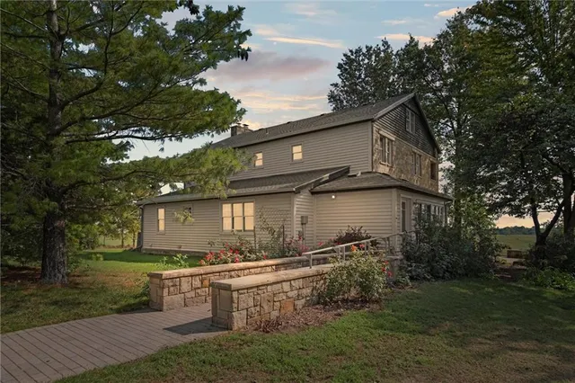 $1,495,000 | 17580 B Cantrell Road, Linwood, KS 66052