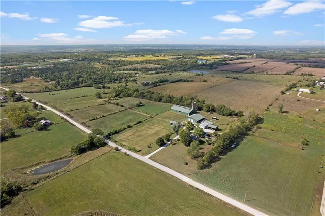 $1,495,000 | 17580 B Cantrell Road, Linwood, KS 66052