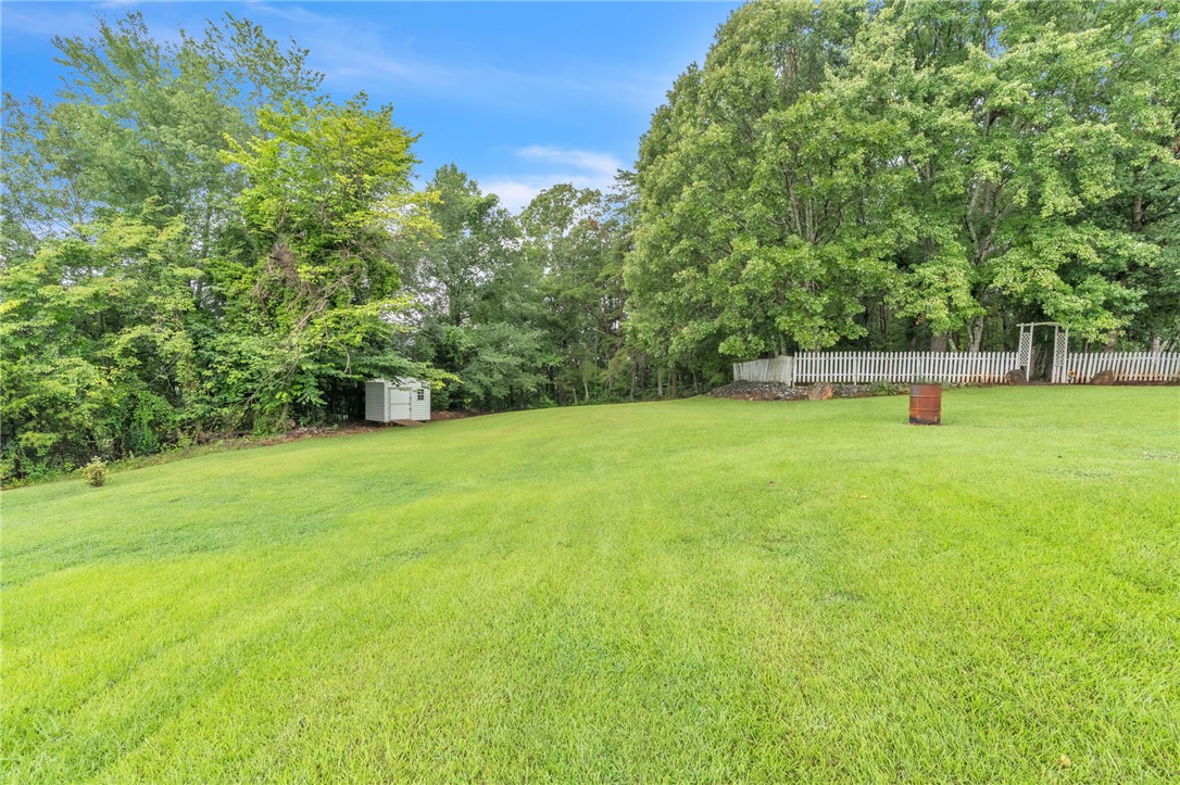 437 McConnell Road Marietta, SC 29661 - Photo 28 of 33
