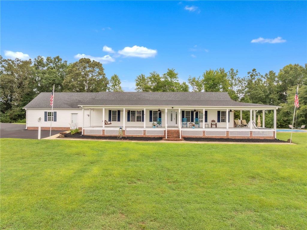 437 McConnell Road Marietta, SC 29661 - Photo 7 of 33
