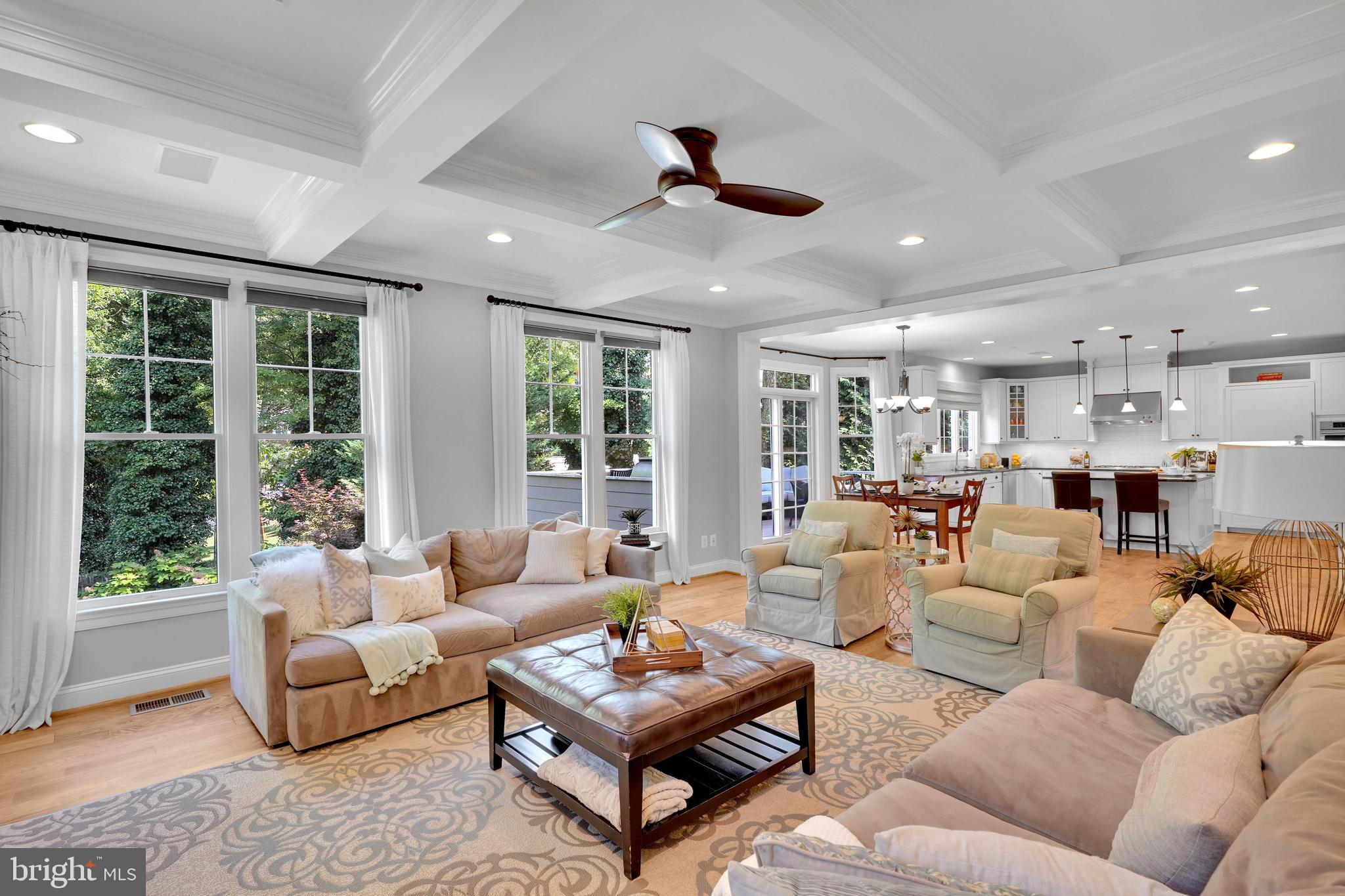 421 Cynthia Lane Northeast Vienna, VA 22180 - Photo 17 of 67 Family Room