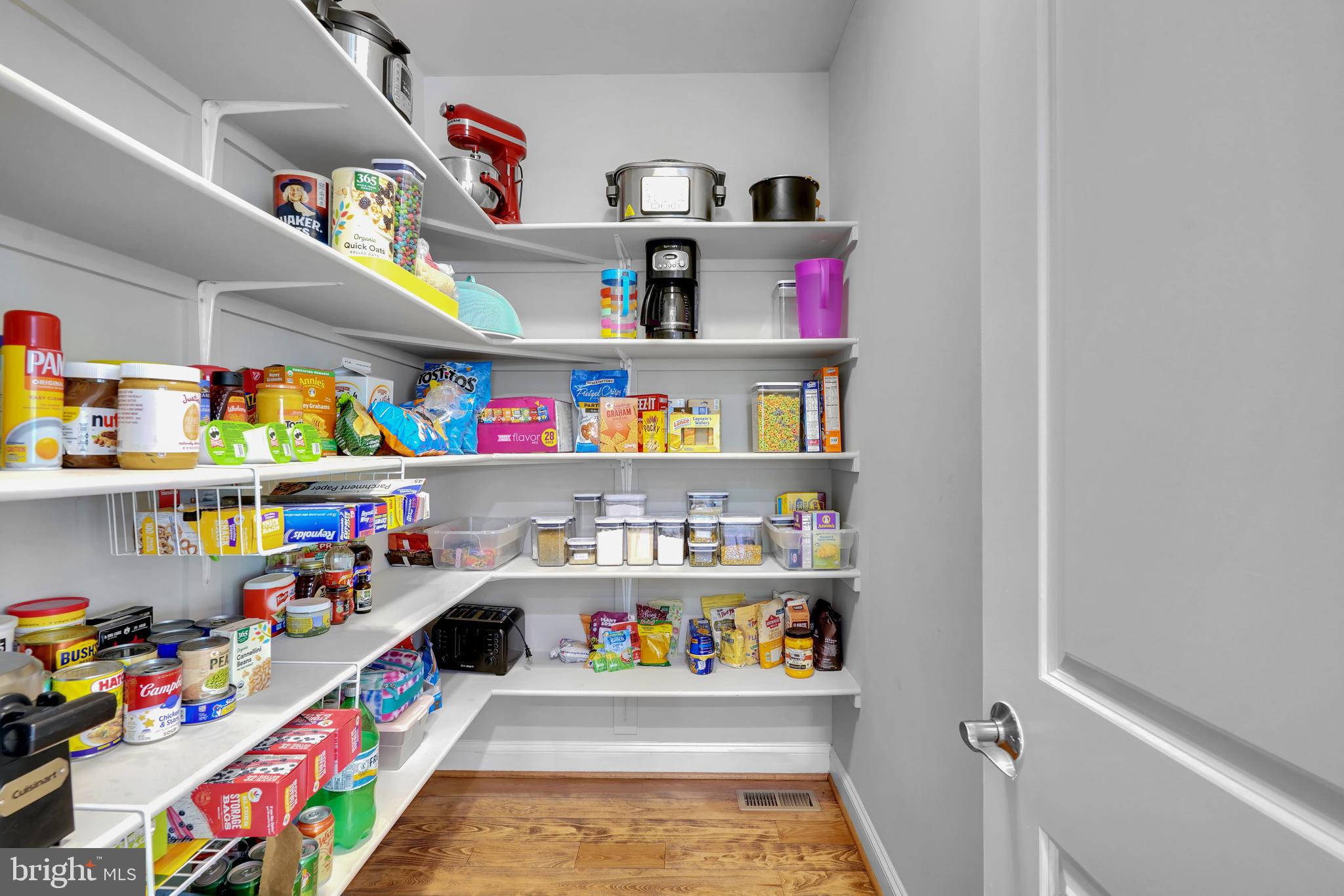 421 Cynthia Lane Northeast Vienna, VA 22180 - Photo 21 of 67 Large Pantry